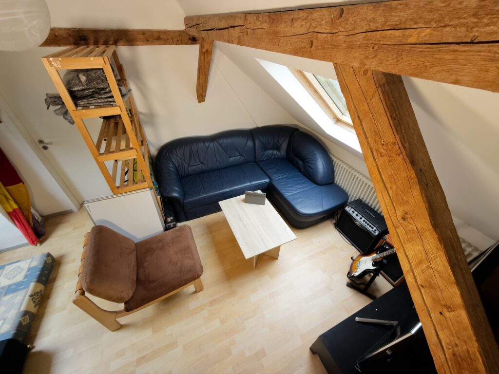 Musikzimmer im Dachgeschoss, als Schlafsaal nutzbar